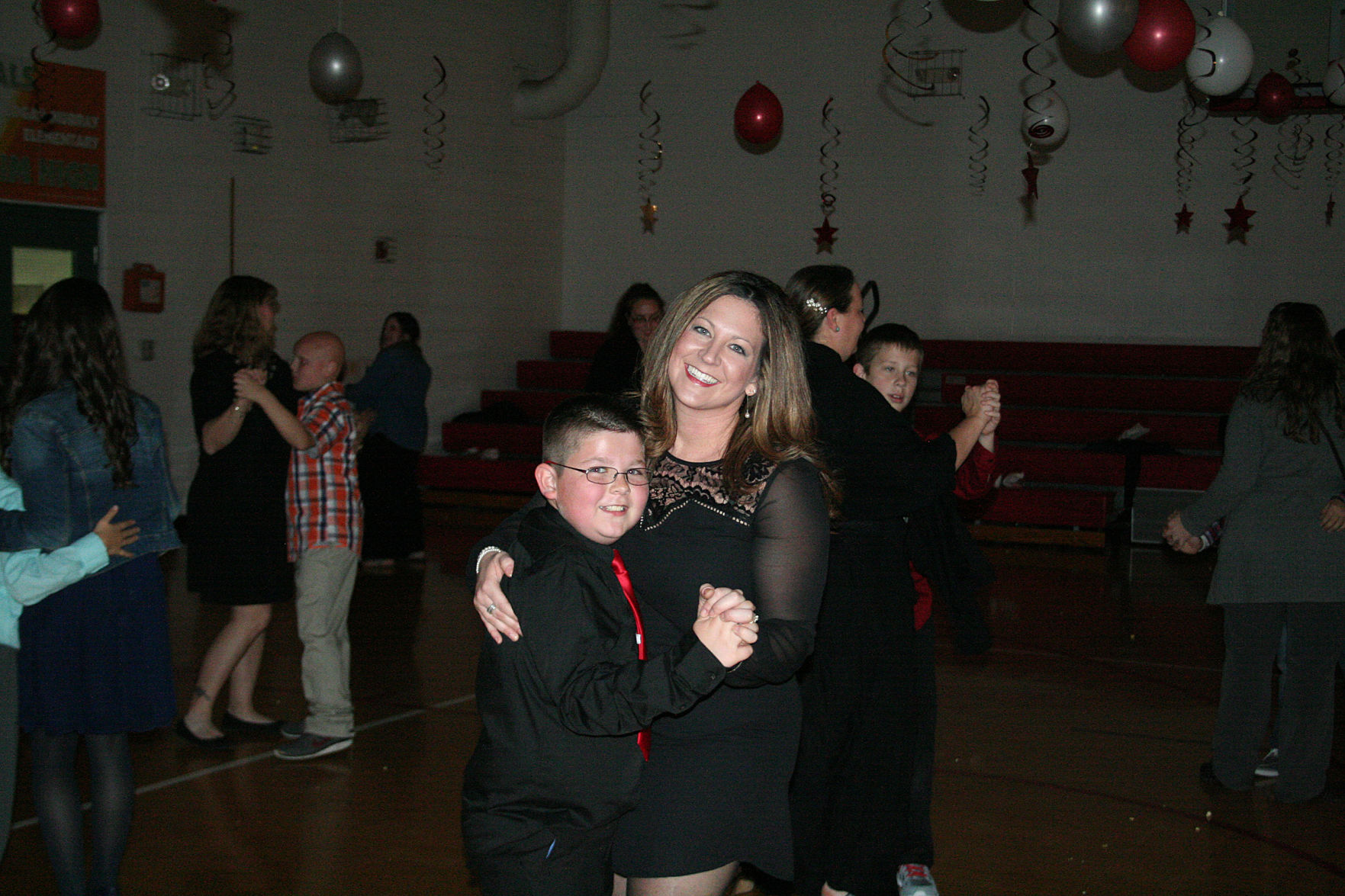 010002 SCN mom prom.gif.jpg